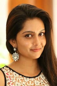 Mahima Nambiar dans le rôle de Mini