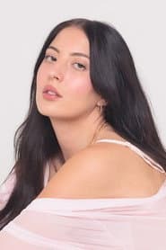 Molly Vasileva dans le rôle de Edward’s Mother (voice)