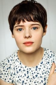 June Laporte dans le rôle de Annie