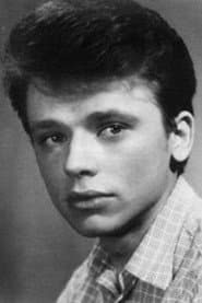 Vladimir Chetverikov في دور Treplev