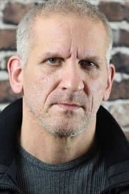 Barry Nerling في دور Razor-Cut Man