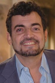 Buza Ferraz dans le rôle de Heitor
