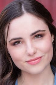 Sophia Ntovas dans le rôle de Teen Ava