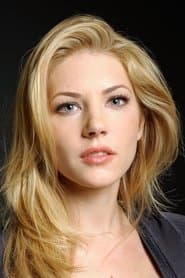 Katheryn Winnick dans le rôle de Laurie Chambers