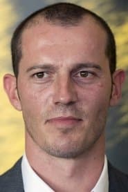 Simon Sears as Johan