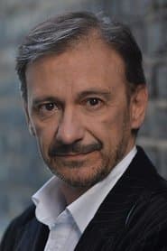 Jorge de Juan في دور Encargado L.E.