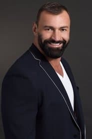 Oleg Prudius dans le rôle de Nori