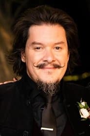 Frank Todaro dans le rôle de Antonio Taylor (voice)