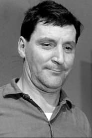 Raymond Meunier في دور Vossellin / Monseigneur