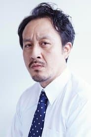 岩谷健司 dans le rôle de Bartender