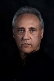 Brent Spiner dans le rôle de Lieutenant Commander Data