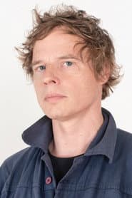 Jörg Pohl as Konstantin