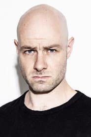 Hjörtur Jóhann Jónsson في دور Runólfur