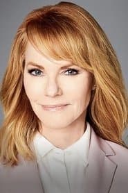 Marg Helgenberger dans le rôle de Emma Brooks