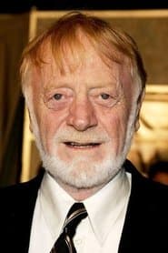 Red West في دور Roger
