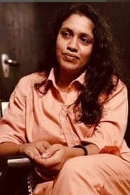 Aloka Gayathrie dans le rôle de elder son's wife