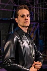 Valmir Krasniqi dans le rôle de Mateo