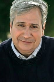 Ken Lerner dans le rôle de Delaney