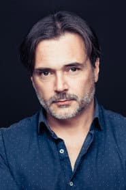 Edgar Moreno dans le rôle de Alberto