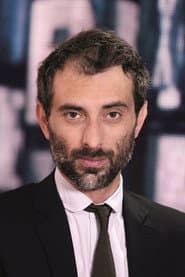 Massimo Coppola as Umberto