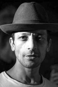 Kacem Wapalek في دور Voix (featuring)