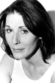 Anne Twomey في دور Judge Crossland