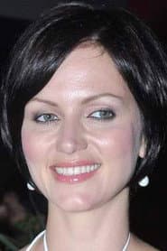 Yana Gupta dans le rôle de Dancer