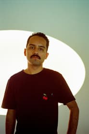 José Eduardo Sánchez Arce dans le rôle de Businessman 4