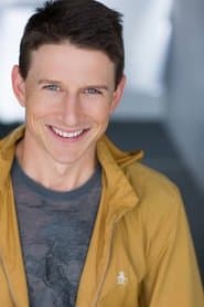Lukas Behnken dans le rôle de Adam