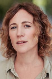 Lilia Lehner dans le rôle de Anke