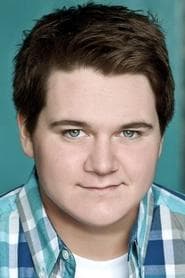 Brandon Craggs dans le rôle de Mike Engelberg