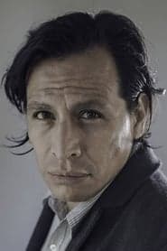 Gerardo Taracena في دور Middle Eye