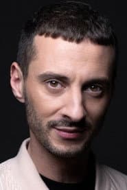 Thomas Jolly dans le rôle de Philippe Vernon