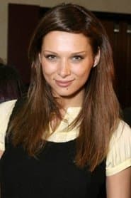 Vera Jordanova في دور Axelle
