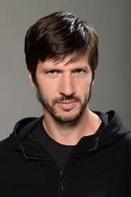Chris Cole dans le rôle de Himself