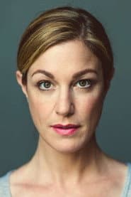Julia Stinshoff في دور Andrea