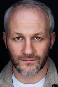 Roman Roytberg dans le rôle de Ivan