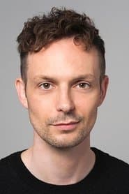 Nigel Pilkington في دور (voice)