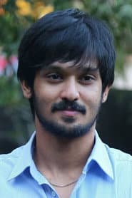Nakul في دور Juju