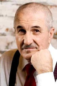 Gheorghe Dinică as Paraipan