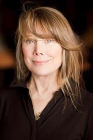 Sissy Spacek as Mattie Darrow