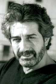 Manrico Gammarota dans le rôle de Bennie
