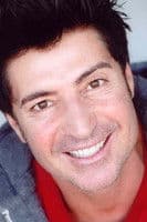 Cristian Letelier dans le rôle de J. Tyler Ward