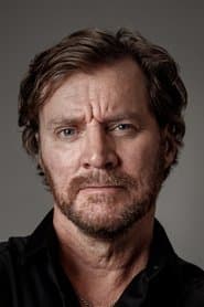 Magnus Krepper dans le rôle de Peter