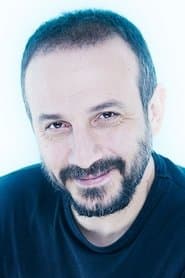 Müfit Aytekin في دور Ünal
