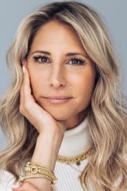 Mahée Paiement في دور Mrs. Dymbort