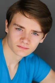 Dakota Goyo في دور Luke