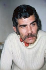 Antonio Iranzo dans le rôle de Rénover
