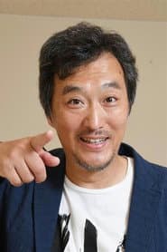 大鶴義丹 dans le rôle de Police Officer Tanaka