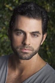 Gerardo Celasco dans le rôle de Daniel